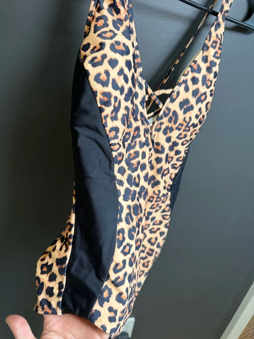 N/A stylish leopard